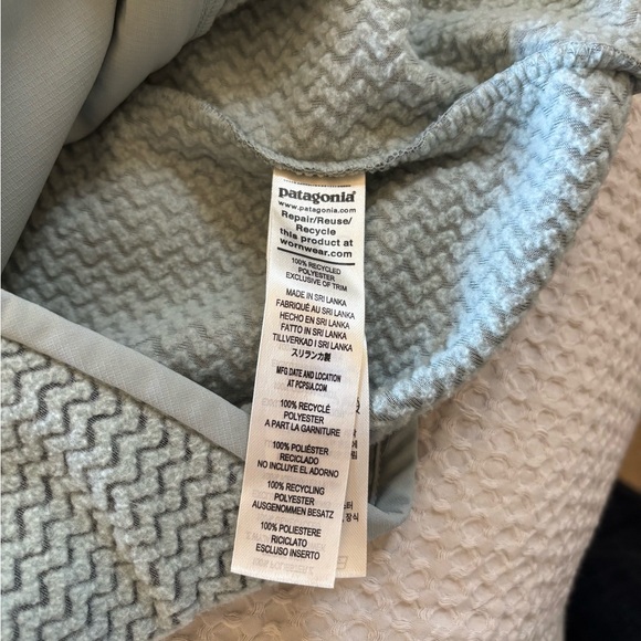 Patagonia R1 Air Full Zip Hoody - Picture 5 of 9